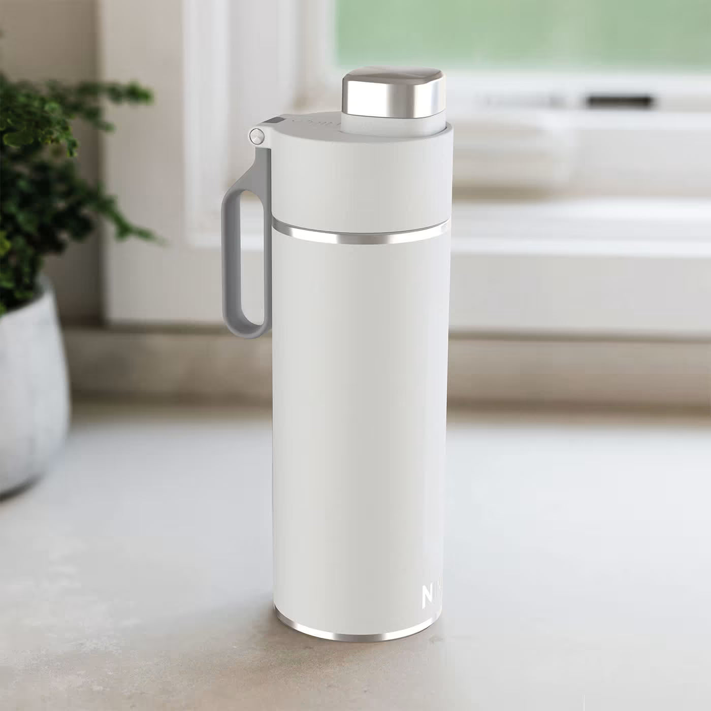 Ninja Thirsti 700 ml Trinkflasche