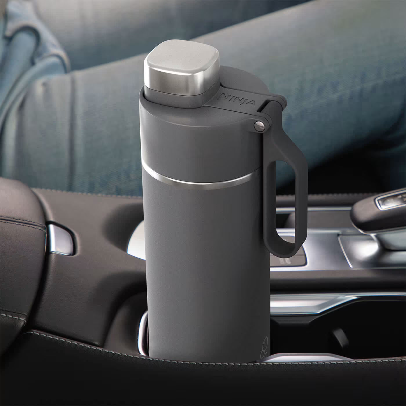 Ninja Thirsti 700 ml Trinkflasche